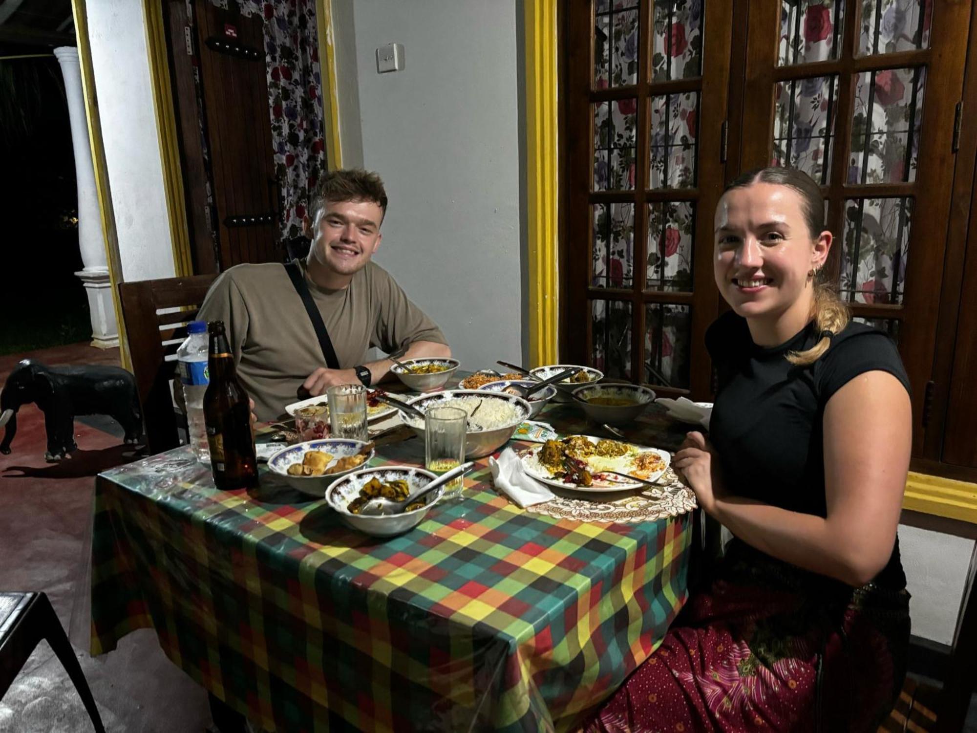 Sanu Home Stay Σιγκιρίγια Εξωτερικό φωτογραφία